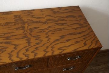 中古　美品　高級品　漆塗り　三方タモ材　内部桐材　木目が味わい深い職人手造りの和服箪笥(着物箪笥、衣装箪笥、収納タンス、小箪笥、引き出し、チェスト)(R-059901)