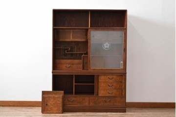 中古　美品　高級品　江戸指物　内部桐材　御蔵桑材(島桑)の美しい杢目が目を惹く重ね茶箪笥(茶棚、違い棚、収納棚、引き出し、戸棚)(定価約70万円)(R-059906)