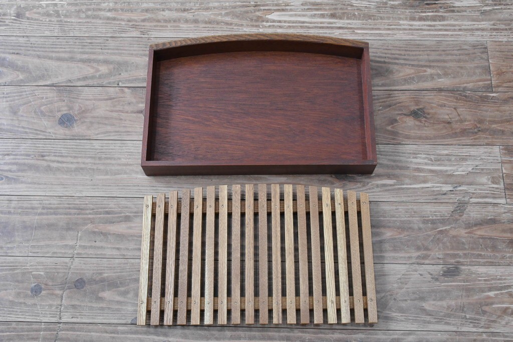 中古　美品　高級品　江戸指物　内部桐材　御蔵桑材(島桑)の美しい杢目が目を惹く重ね茶箪笥(茶棚、違い棚、収納棚、引き出し、戸棚)(定価約70万円)(R-059906)