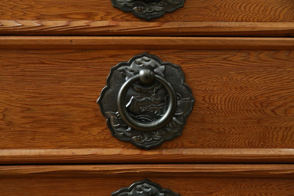 中古　屋久杉　漆塗り　品のある佇まいが美しい鏡台　(R-059907)