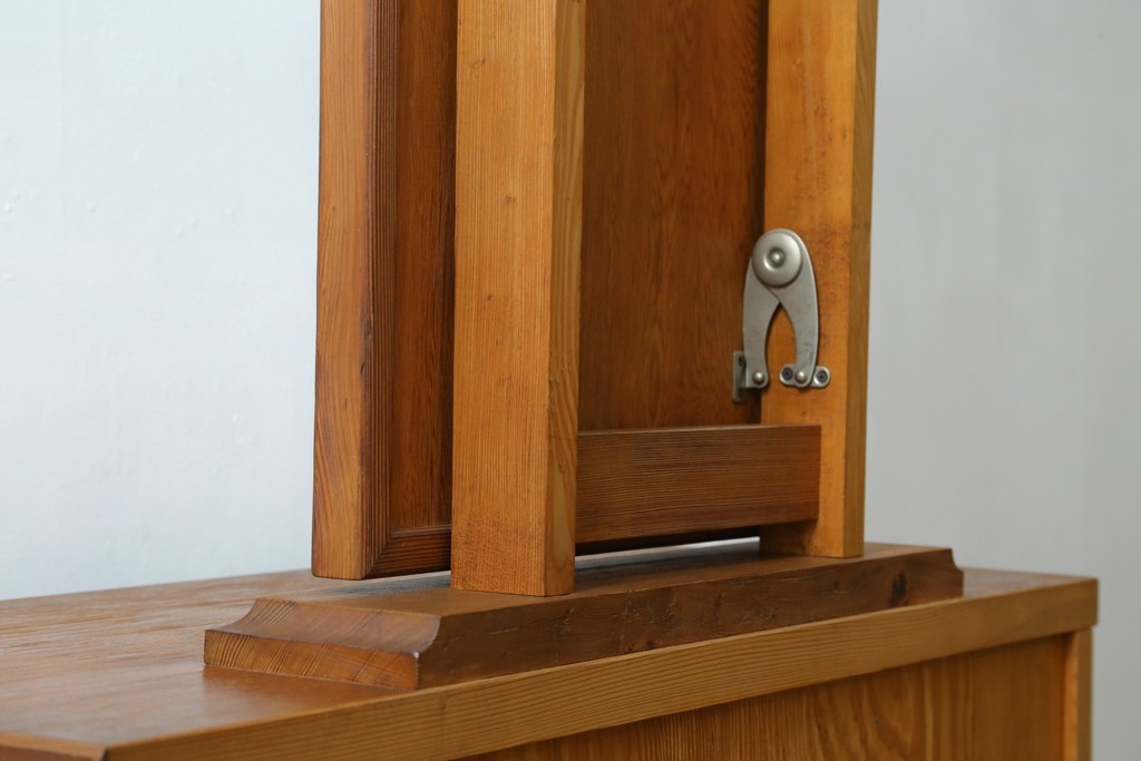 中古　屋久杉　漆塗り　品のある佇まいが美しい鏡台　(R-059907)