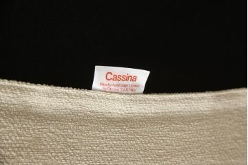 中古　美品　Cassina(カッシーナ)　MET(メット)　ピエロ・リッソーニデザイン　オットマン付き　上質なリラックスタイムを過ごせるシステムソファ(カウチソファ、3人掛けソファ、三人掛け、3P)(定価約135万円)(R-059910)