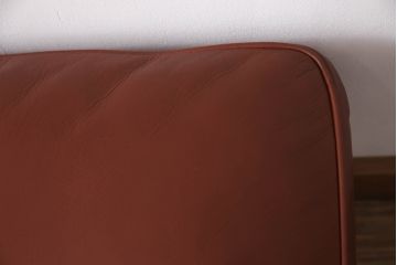 中古　美品　FREDERICIA(フレデリシア)　ボーエ・モーエンセン　ウィングバックのデザインが美しいオットマン付きチェア(ウイングバック、一人掛けソファ、椅子、イス、アームチェア、フットスツール、1Pチェア、北欧)(定価約150万円)(R-059912)