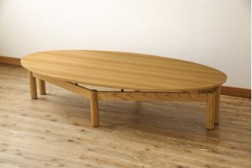 中古　美品　Cassina(カッシーナ)製　119　シンドバッド(SINDBAD)　ヴィコ・マジストレッティデザイン　別々に使用できるデザインが機能的なローテーブルセット(センターテーブル、サイドテーブル)(定価約41万円)(R-059914)
