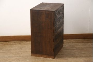 和製ビンテージ　手彫り　小箱のおまけ付き!!　草花のデザインが目を惹く小振りな彫刻入りチェスト(ヴィンテージ、小引き出し、引き出し)(R-059919)
