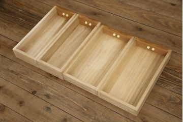 中古　美品　上手物　総ケヤキ(欅)材　重厚感のある極厚天板が魅力の関西火鉢(囲炉裏、長火鉢、ローテーブル)(R-059920)