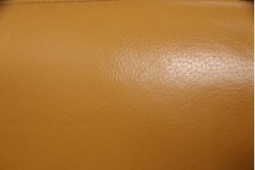 中古　美品　IDC大塚家具　Domicil(ドミシール)　ユニークなデザインが空間のアクセントになるレザーソファ(本革、一人掛けソファ、1P、1人掛け)(定価約16万円)(R-059929)