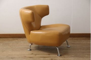 中古　美品　IDC大塚家具　Domicil(ドミシール)　ユニークなデザインが空間のアクセントになるレザーソファ(本革、一人掛けソファ、1P、1人掛け)(定価約16万円)(R-059930)