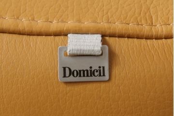 中古　美品　IDC大塚家具　Domicil(ドミシール)　ユニークなデザインが空間のアクセントになるレザーソファ(本革、一人掛けソファ、1P、1人掛け)(定価約16万円)(R-059930)