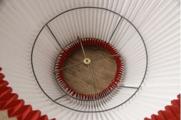 ヴィンテージ照明　松本民芸家具　絶版品　激レア!赤いシェードが空間のアクセントになるB型フロアスタンド(スタンドライト、フロアライト、照明、ビンテージ)(R-059935)