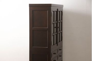 中古　美品　松本民芸家具　シックな佇まいが魅力のG-1型面取り食器棚(収納棚、カップボード、飾り棚、本箱)(R-059938)