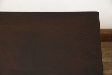 中古　超美品　松本民芸家具　ワンランク上の贅沢な空間にぴったりな風格漂うナイト卓子(サイドテーブル、ナイトテーブル、コーヒーテーブル)(R-059940)