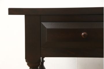 中古　超美品　松本民芸家具　ワンランク上の贅沢な空間にぴったりな風格漂うナイト卓子(サイドテーブル、ナイトテーブル、コーヒーテーブル)(R-059940)