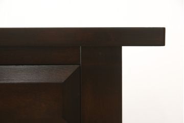中古　超美品　松本民芸家具　ワンランク上の贅沢な空間にぴったりな風格漂うナイト卓子(サイドテーブル、ナイトテーブル、コーヒーテーブル)(R-059940)