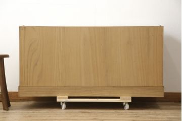 中古　美品　国産　職人手造り　天板リメイク　上品な佇まいが魅力の総桐箪笥ローチェスト(桐たんす、和タンス、ローボード、引き出し、衣装箪笥、着物箪笥)(R-059943)