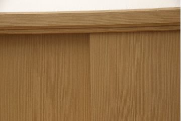 中古　美品　国産　職人手造り　脚または台輪リメイク　上品な佇まいが魅力の総桐箪笥ローボード(桐たんす、テレビ台、テレビボード、収納棚、戸棚)(R-059959)