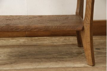 中古　伝統工芸　日光彫り　あふれるような草花の彫りが華やかなサイドテーブル(花台、飾り台)(R-059960)