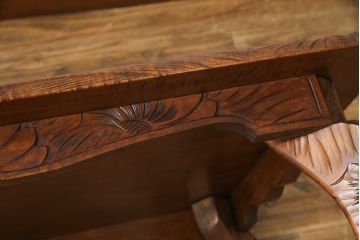 中古　伝統工芸　日光彫り　あふれるような草花の彫りが華やかな座卓(サイドテーブル、センターテーブル、花台)(R-059961)