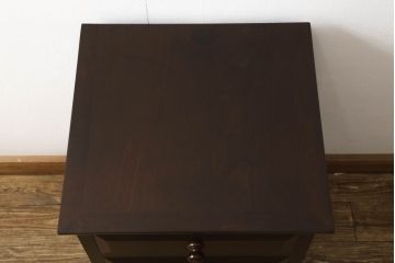 中古　美品　松本民芸家具　立体的なデザインが目を引くA型脇棚(サイドチェスト、引き出し)(定価約13万8千円)(R-059962)
