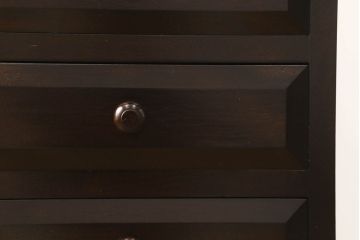 中古　美品　松本民芸家具　立体的なデザインが目を引くA型脇棚(サイドチェスト、引き出し)(定価約13万8千円)(R-059962)