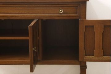 中古　DREXEL HERITAGE(ドレクセルヘリテイジ)　Triune(トライユン)　クラシカルな雰囲気が素敵なキャスター付きワゴン(サービス台、サイドボード、サイドキャビネット、サーバー)(R-059963)