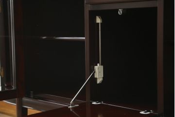 中古　美品　モリシゲ(MORISHIGE/森繁)　シンフォニー65　ヨーロピアンなデザインがステキなサイドボード(サイドキャビネット、収納棚、戸棚)(定価約61万円)(R-059964)