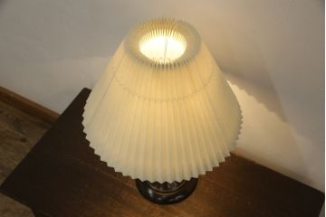 中古　美品　松本民芸家具　和洋折衷の空間におすすめなA型スタンド(シェード、テーブルスタンド、卓上照明、テーブルライト)(R-059967)
