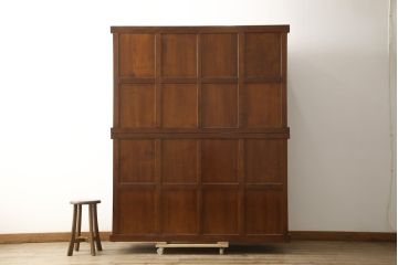 中古　美品　総欅(ケヤキ)材　和モダンな雰囲気を醸し出す二段重ね水屋箪笥(キャビネット、食器棚、戸棚、収納棚、重ね戸棚)(R-059968)