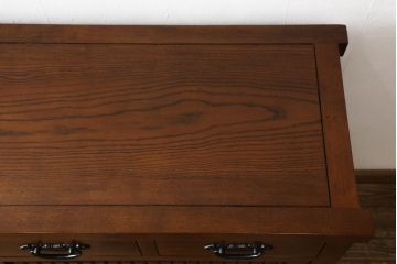 中古　美品　総欅(ケヤキ)材　和モダンな雰囲気を醸し出す水屋箪笥サイドボード(サイドキャビネット、食器棚、戸棚、収納棚)(R-059970)