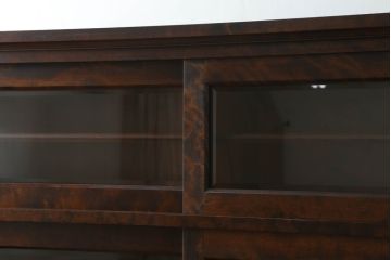 中古　北海道民芸家具　美しい木肌とシックな佇まいが魅力的な重ね戸棚(収納棚、食器棚)(R-059971)