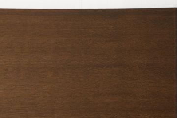 和製ビンテージ　ブランド家具　希少　カリモク家具(karimoku)　コロニアルシリーズ　オーク材　引き手金具や脚のデザインが上品な雰囲気を醸し出すデスク(ヴィンテージ、オールドカリモク、在宅ワーク用、在宅用ワークデスク、オフィスデスク、片袖机)(R-059975)
