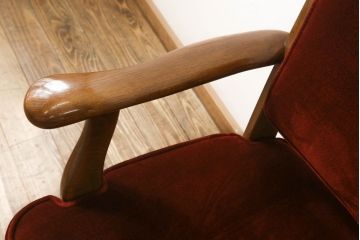 和製ビンテージ　ブランド家具　希少　カリモク家具(karimoku)　落ち着いた色味の赤い座面が目を引くキャスター付きの回転椅子(デスクチェア、ヴィンテージ、オールドカリモク、アームチェア、ドクターチェア、イス)(R-059976)