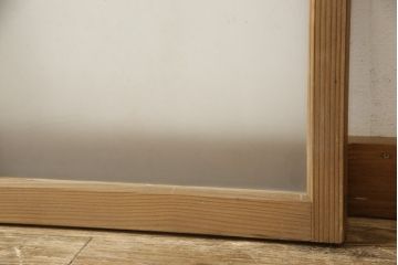 アンティーク建具　昭和レトロな雰囲気漂うガラス窓2枚セット(明り取り、明かり取り、小窓、ガラス戸)(R-059981)