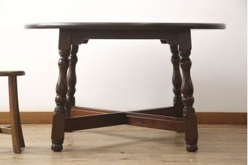 中古　美品　特注品　松本民芸家具　クラシカルな雰囲気が漂うE型ラウンドテーブル(丸テーブル、ダイニングテーブル、2人掛け)(R-059984)