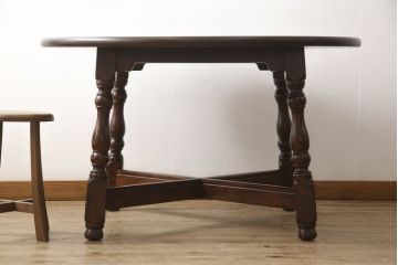 中古　美品　特注品　松本民芸家具　クラシカルな雰囲気が漂うE型ラウンドテーブル(丸テーブル、ダイニングテーブル、2人掛け)(R-059984)
