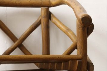 中古　レア　高級輸入家具　ドイツ　重厚で見た目よりしっかり!　自然の木材の形をそのまま活かした丸太チェア(丸太イス、木製チェア、ダイニングチェア、アームチェア、板座チェア、椅子)(R-060012)