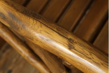 中古　レア　高級輸入家具　ドイツ　重厚で見た目よりしっかり!　自然の木材の形をそのまま活かした丸太チェア(丸太イス、木製チェア、ダイニングチェア、アームチェア、板座チェア、椅子)(R-060013)