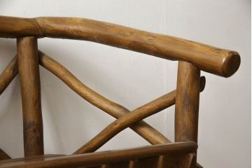 中古　レア　高級輸入家具　ドイツ　重厚で見た目よりしっかり!　自然の木材の形をそのまま活かした丸太チェア(丸太イス、木製チェア、ダイニングチェア、アームチェア、板座チェア、椅子)(R-060014)