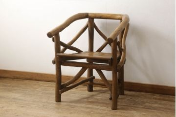中古　レア　高級輸入家具　ドイツ　重厚で見た目よりしっかり!　自然の木材の形をそのまま活かした丸太チェア(丸太イス、木製チェア、ダイニングチェア、アームチェア、板座チェア、椅子)(R-060014)