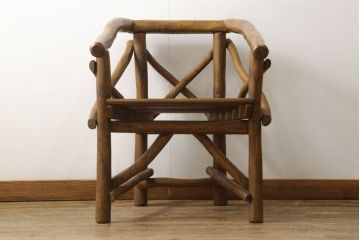 中古　レア　高級輸入家具　ドイツ　重厚で見た目よりしっかり!　自然の木材の形をそのまま活かした丸太チェア(丸太イス、木製チェア、ダイニングチェア、アームチェア、板座チェア、椅子)(R-060014)
