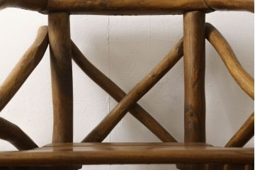 中古　レア　高級輸入家具　ドイツ　重厚で見た目よりしっかり!　自然の木材の形をそのまま活かした丸太チェア(丸太イス、木製チェア、ダイニングチェア、アームチェア、板座チェア、椅子)(R-060014)