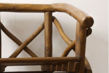 中古　レア　高級輸入家具　ドイツ　重厚で見た目よりしっかり!　自然の木材の形をそのまま活かした丸太チェア(丸太イス、木製チェア、ダイニングチェア、アームチェア、板座チェア、椅子)(R-060014)