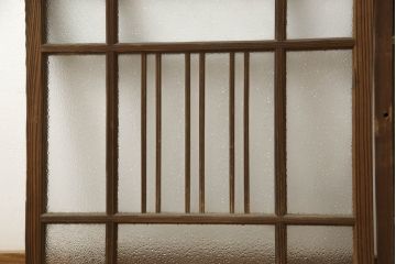 和製アンティーク　木枠のデザインが昭和な雰囲気を醸し出すガラス窓2枚セット(ガラス戸、引き戸、建具)(R-060027)