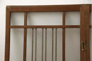 和製アンティーク　木枠のデザインが昭和な雰囲気を醸し出すガラス窓2枚セット(ガラス戸、引き戸、建具)(R-060027)
