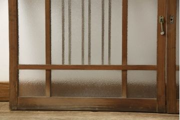 和製アンティーク　木枠のデザインが昭和な雰囲気を醸し出すガラス窓2枚セット(ガラス戸、引き戸、建具)(R-060027)