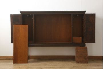 中古　北海道民芸家具　OM175　シックなデザインの脚付き玄関棚(サイドボード、下駄箱、戸棚)(定価約33万円)(R-060028)