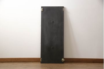 中古　美品　イギリス高級家具　MAITLAND SMITH(メートランドスミス)　天板の杢目と脚先まで凝ったつくりが目を引くダイニングテーブル(エクステンションテーブル、ラウンドテーブル、4人掛け、6人掛け)(定価約100万円)(R-060034)