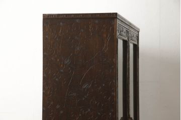 中古　美品　伝統工芸　軽井沢彫り　和モダンな雰囲気漂う本箱(収納棚、戸棚、ブックケース、書棚、飾り棚、キャビネット)(R-060035)