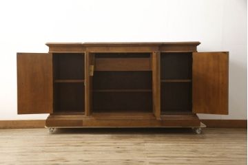 アメリカヴィンテージ　DREXEL HERITAGE(ドレクセルヘリテイジ)　アメリカモデル　マホガニー材を使用したクラシカルな佇まいのサイドボード(ビンテージ、サイドキャビネット、リビングボード、収納棚、戸棚)(R-060052)