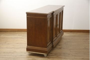 アメリカヴィンテージ　DREXEL HERITAGE(ドレクセルヘリテイジ)　アメリカモデル　マホガニー材を使用したクラシカルな佇まいのサイドボード(ビンテージ、サイドキャビネット、リビングボード、収納棚、戸棚)(R-060052)